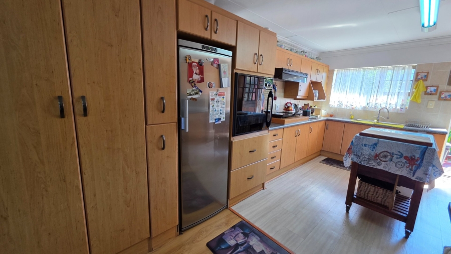 3 Bedroom Property for Sale in Dana Bay Western Cape